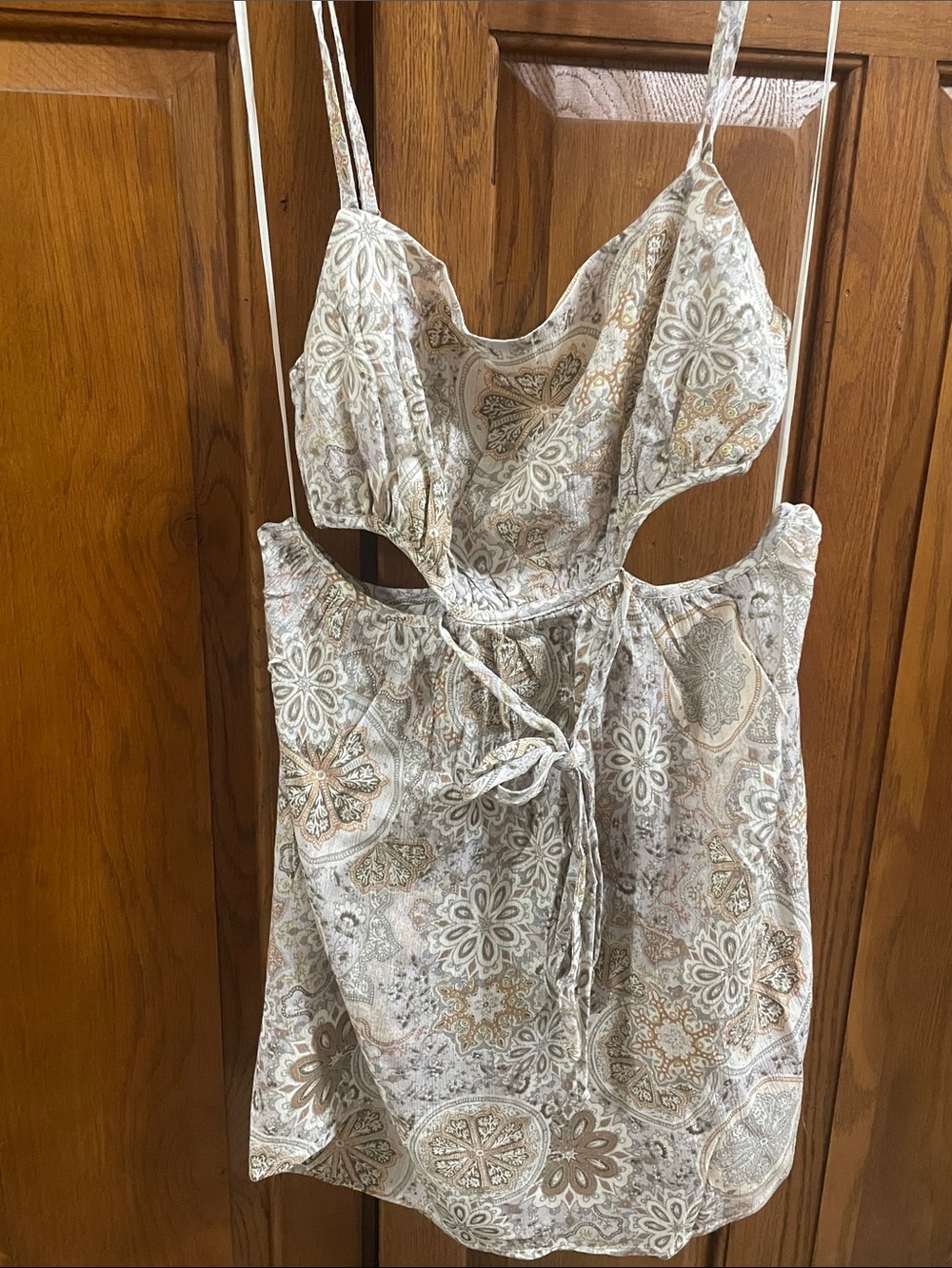 Sky to Moon Sz. M  Boho Cutout Spaghetti Strap Mini Dress in Cream & Tan NWOT